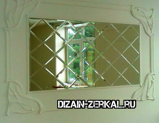 зеркала с гравировкой